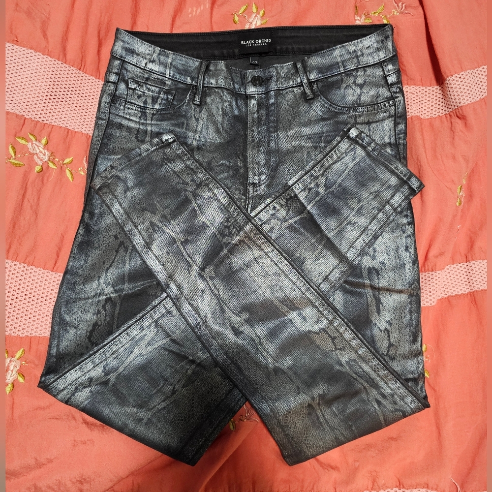 Black Orchid Los Angeles Gray Jeans